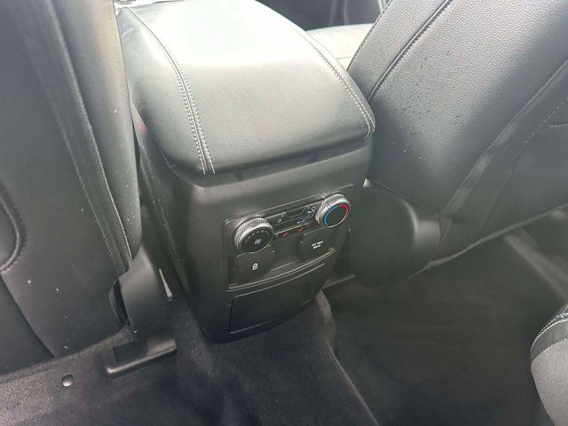 2022 Ford Explorer ST 2022 Ford Explorer ST