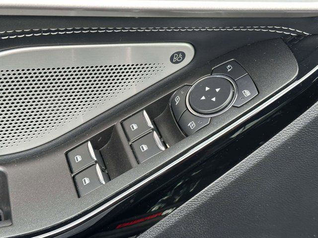 2022 Ford Explorer ST 2022 Ford Explorer ST