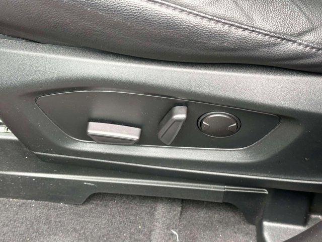 2022 Ford Explorer ST 2022 Ford Explorer ST