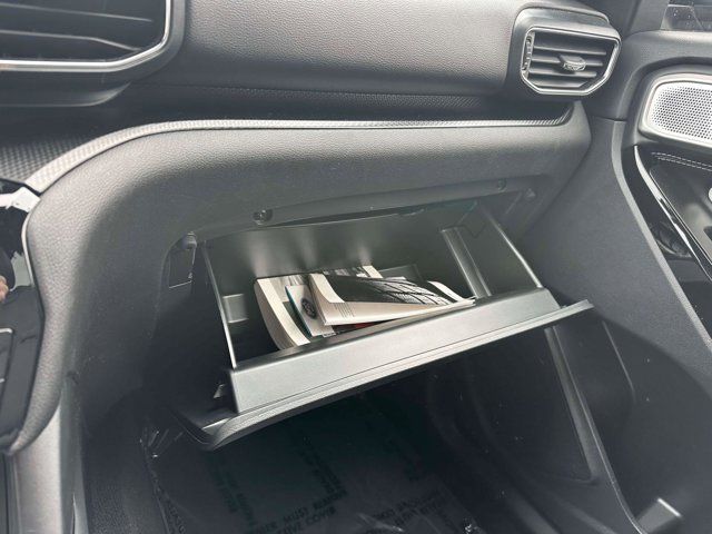 2022 Ford Explorer ST 2022 Ford Explorer ST