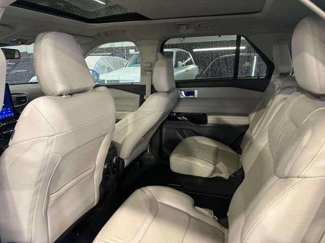 2022 Ford Explorer Platinum