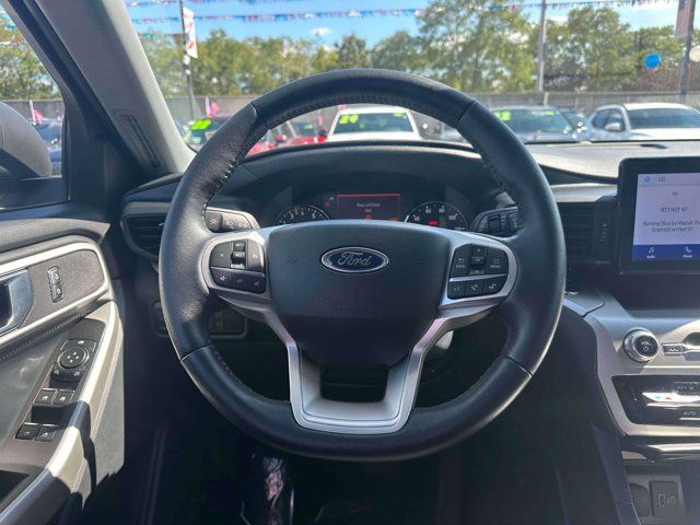 2022 Ford Explorer XLT 2022 Ford Explorer XLT