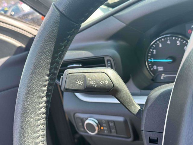 2022 Ford Explorer XLT 2022 Ford Explorer XLT