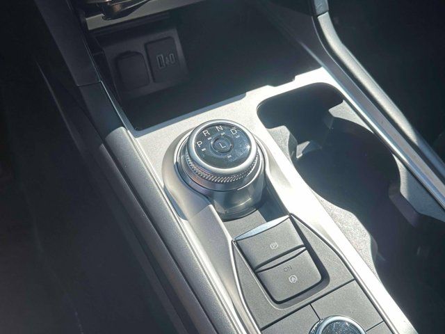 2022 Ford Explorer XLT 2022 Ford Explorer XLT