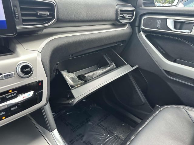 2022 Ford Explorer XLT 4WD