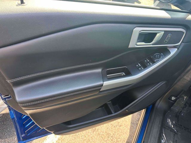 2022 Ford Explorer XLT 2022 Ford Explorer XLT