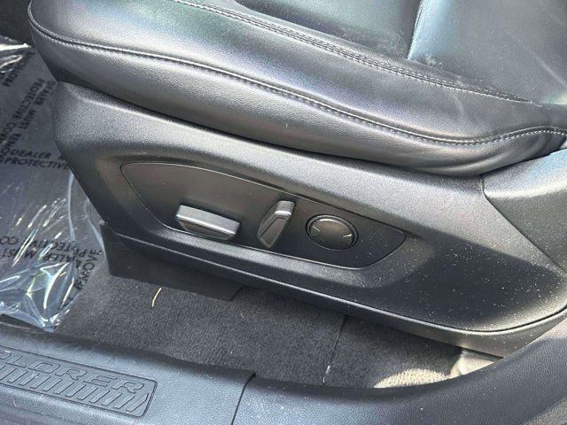 2022 Ford Explorer XLT 2022 Ford Explorer XLT