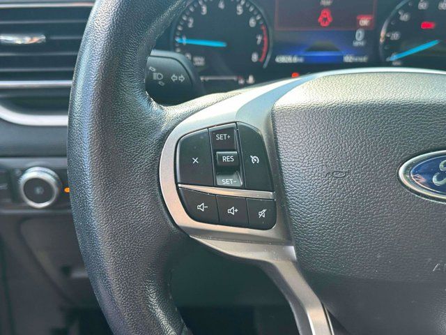 2022 Ford Explorer XLT 2022 Ford Explorer XLT