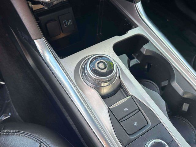 2022 Ford Explorer XLT 2022 Ford Explorer XLT