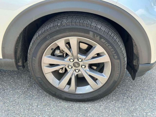 2022 Ford Explorer XLT 4WD