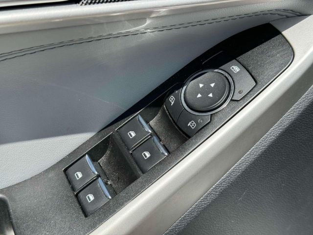 2022 Ford Explorer XLT 4WD