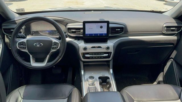 2022 Ford Explorer XLT 4WD