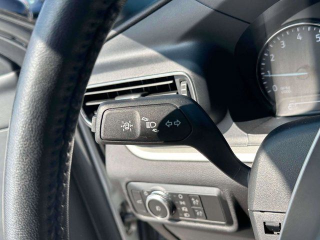 2022 Ford Explorer XLT 2022 Ford Explorer XLT