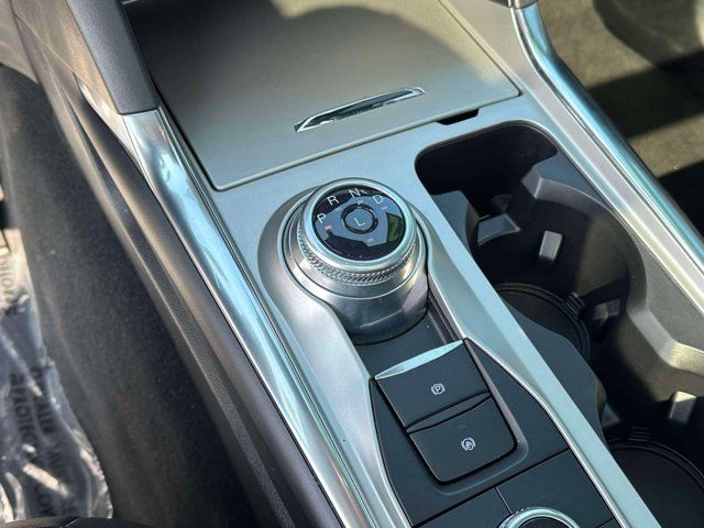 2022 Ford Explorer XLT 2022 Ford Explorer XLT