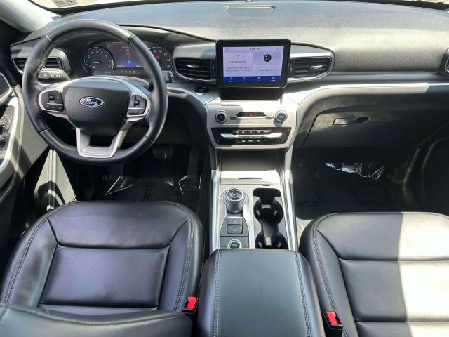 2022 Ford Explorer XLT 4WD