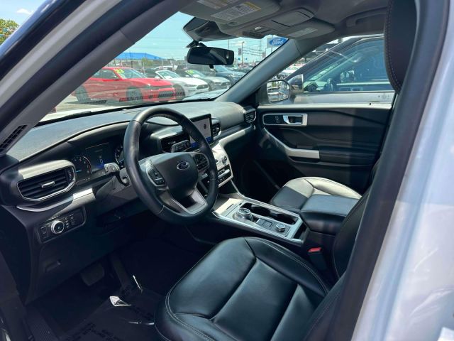 2022 Ford Explorer XLT 4WD
