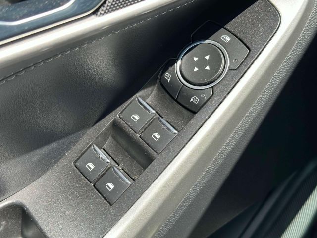 2022 Ford Explorer XLT 4WD