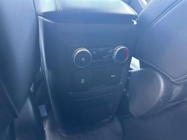 2022 Ford Explorer XLT 2022 Ford Explorer XLT