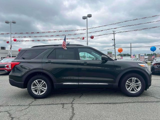 2022 Ford Explorer XLT 4WD
