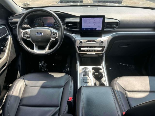 2022 Ford Explorer XLT 4WD