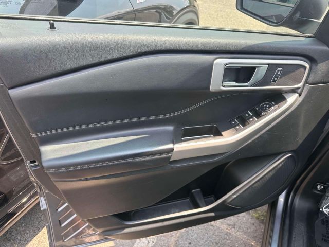 2022 Ford Explorer XLT 4WD