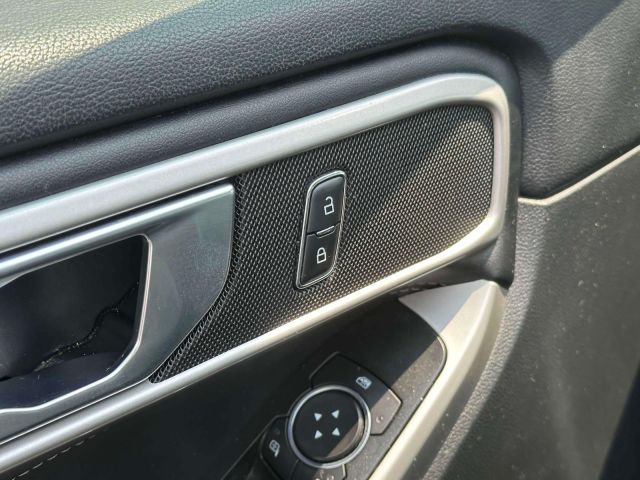 2022 Ford Explorer XLT 4WD