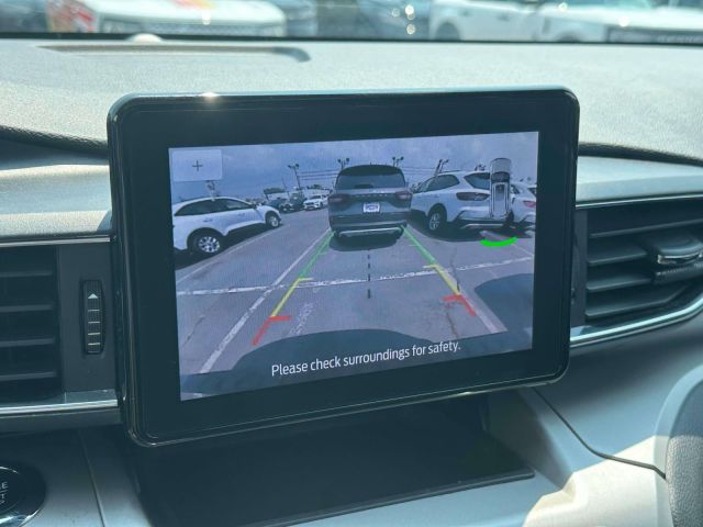 2022 Ford Explorer XLT 4WD