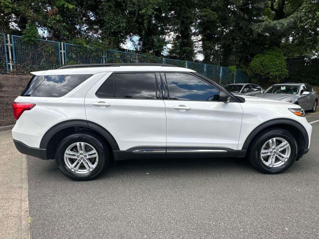 2022 Ford Explorer XLT 4WD