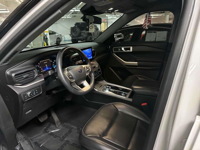 2022 Ford Explorer XLT 4WD