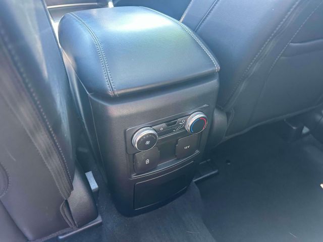 2022 Ford Explorer XLT 4WD