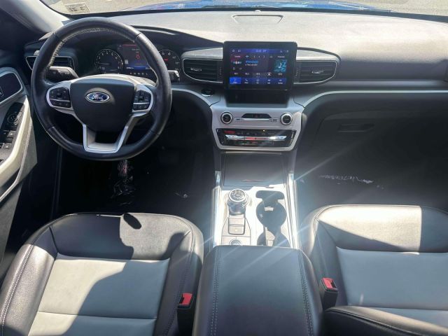 2022 Ford Explorer XLT 4WD