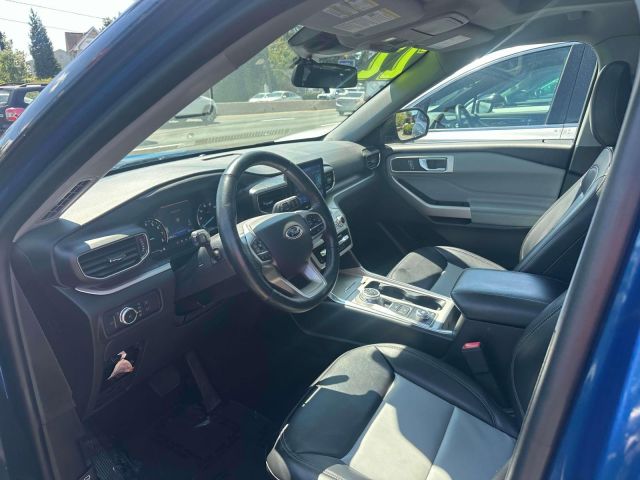 2022 Ford Explorer XLT 4WD
