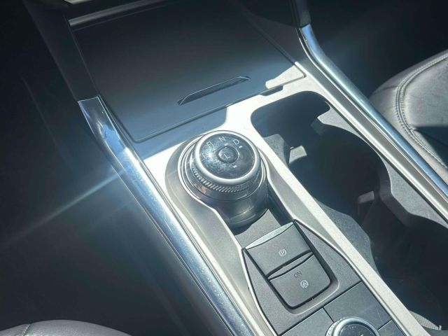 2022 Ford Explorer XLT 4WD