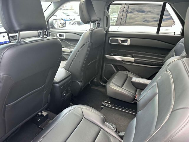 2022 Ford Explorer XLT 4WD