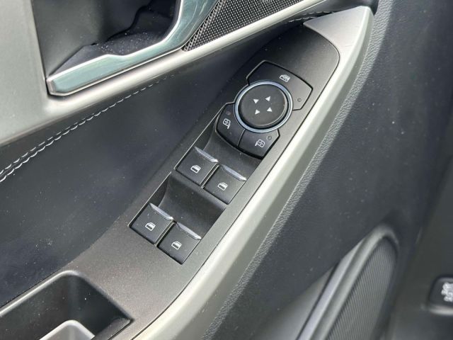2022 Ford Explorer XLT 4WD