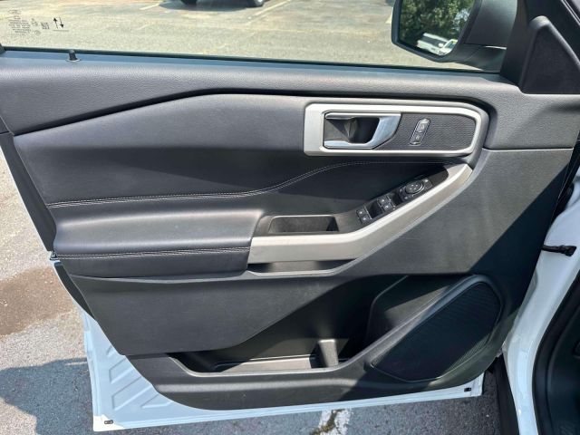 2022 Ford Explorer XLT 4WD
