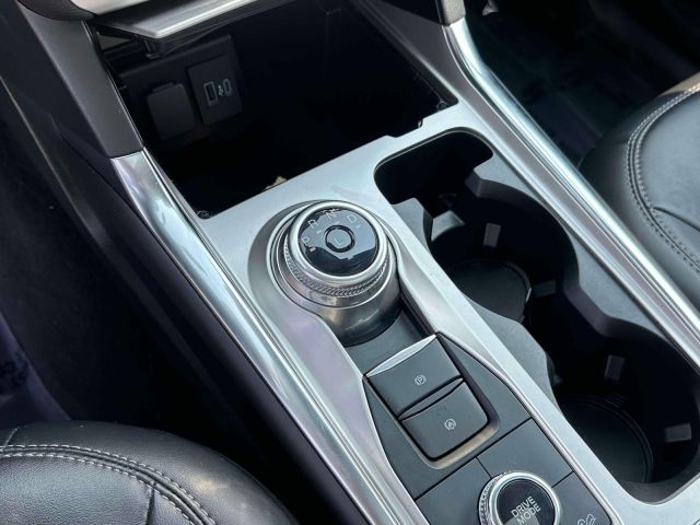 2022 Ford Explorer XLT 4WD