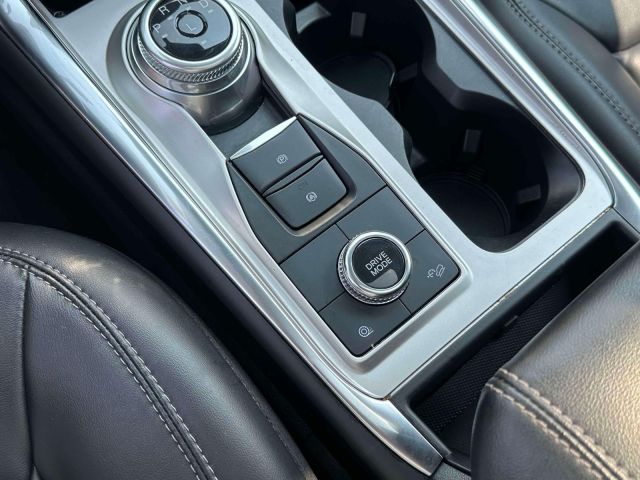 2022 Ford Explorer XLT 4WD