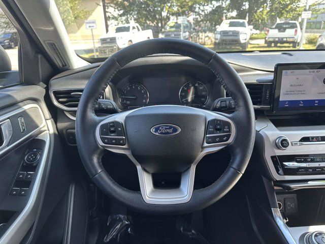 2022 Ford Explorer XLT 2022 Ford Explorer XLT