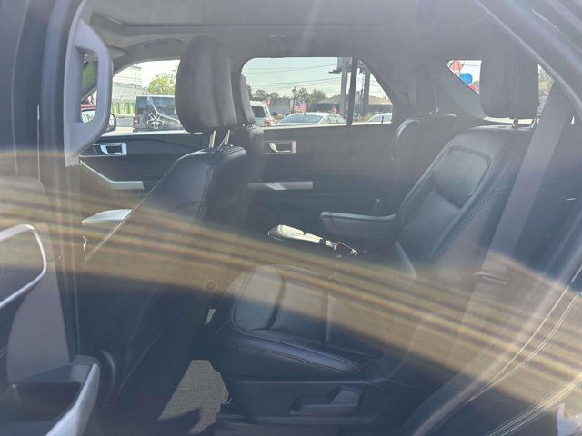 2022 Ford Explorer XLT 2022 Ford Explorer XLT