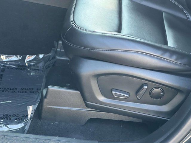 2022 Ford Explorer XLT 2022 Ford Explorer XLT