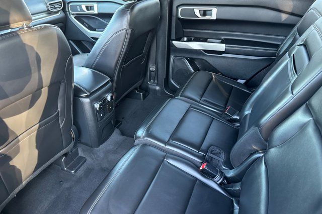 2022 Ford Explorer XLT Certified Pre-Owned 2022 Ford Explorer XLT Certified Pre-Owned