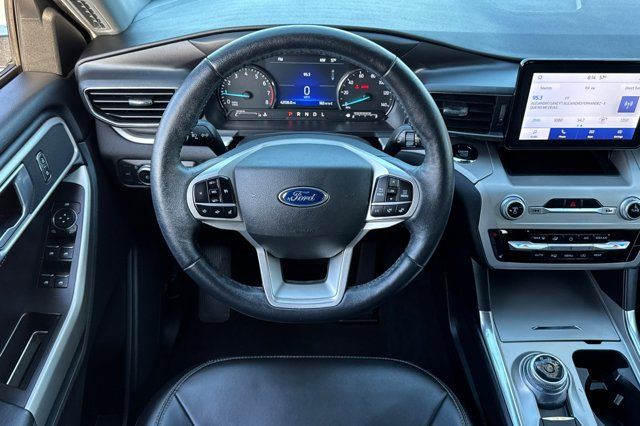 2022 Ford Explorer XLT Certified Pre-Owned 2022 Ford Explorer XLT Certified Pre-Owned