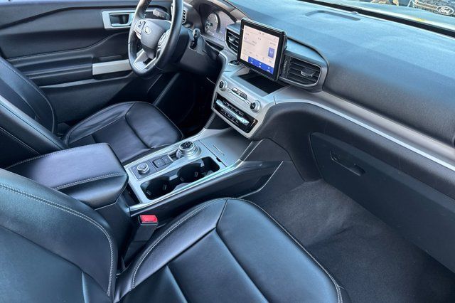 2022 Ford Explorer XLT Certified Pre-Owned 2022 Ford Explorer XLT Certified Pre-Owned