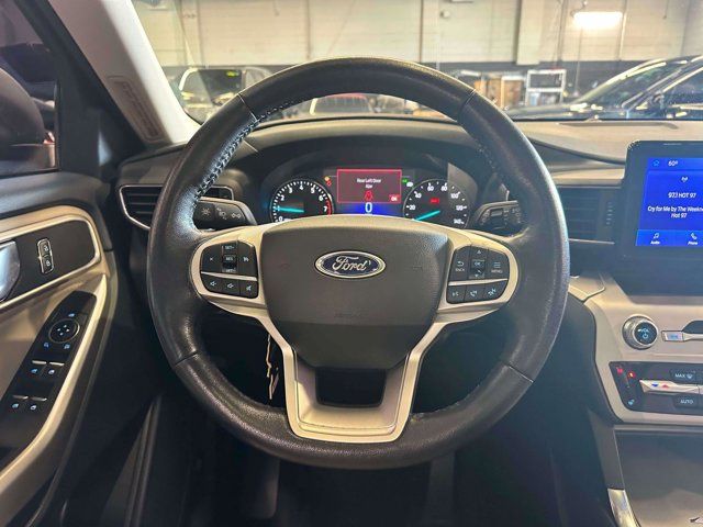 2022 Ford Explorer XLT 2022 Ford Explorer XLT