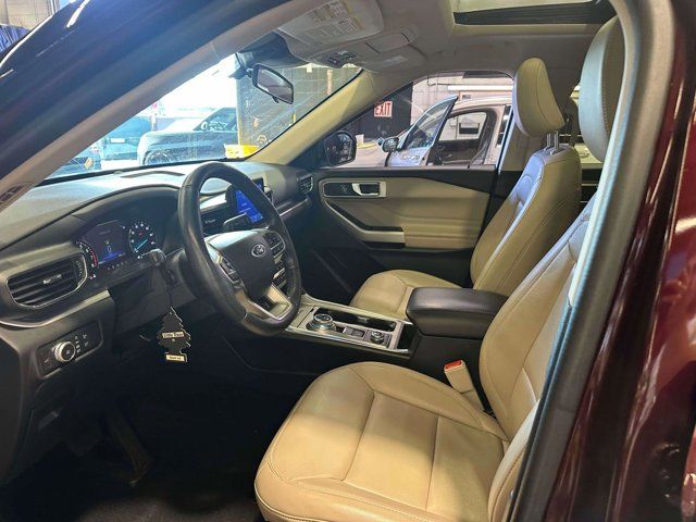 2022 Ford Explorer XLT 2022 Ford Explorer XLT