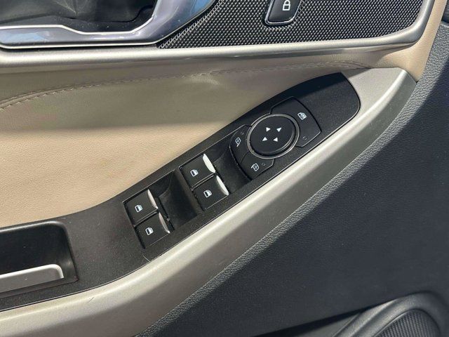 2022 Ford Explorer XLT 2022 Ford Explorer XLT