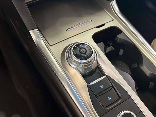 2022 Ford Explorer XLT 2022 Ford Explorer XLT