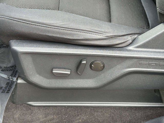 2022 Ford F-150 XL 4WD SuperCrew 5.5 Box 2022 Ford F-150 XL 4WD SuperCrew 5.5 Box