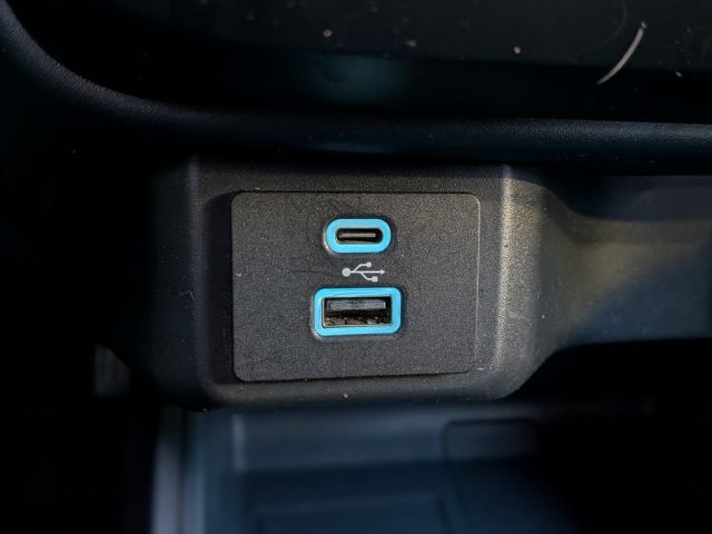 2022 Ford Maverick XL 2022 Ford Maverick XL